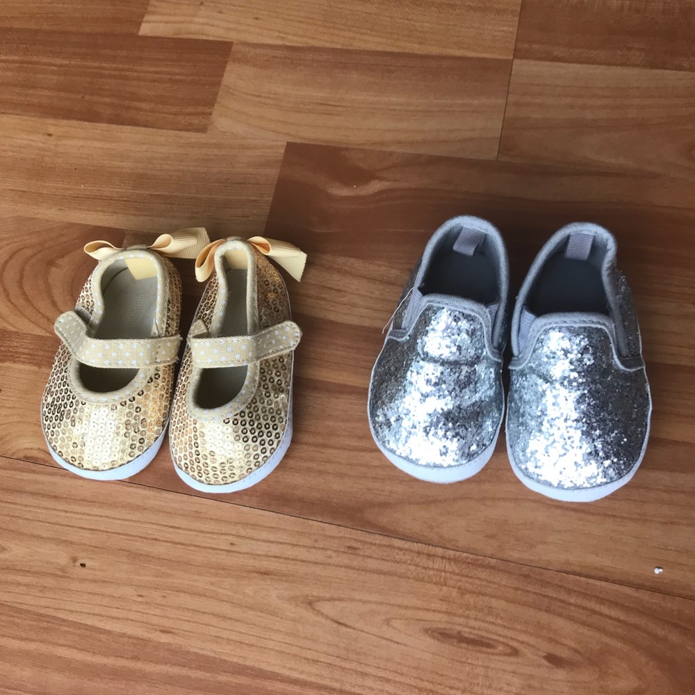 Sparkly baby shoes size 6-9 months